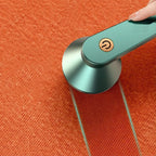 Portable fuzz shaver for all fabric types